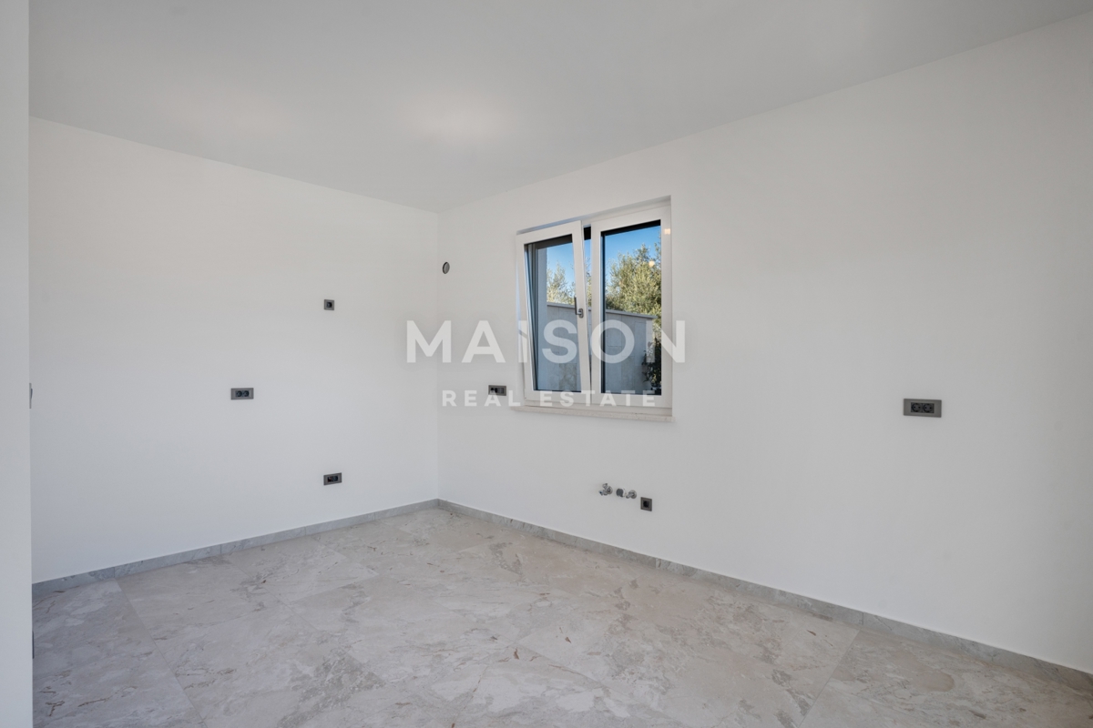 Hiša Malinska, Malinska-Dubašnica, 111m2