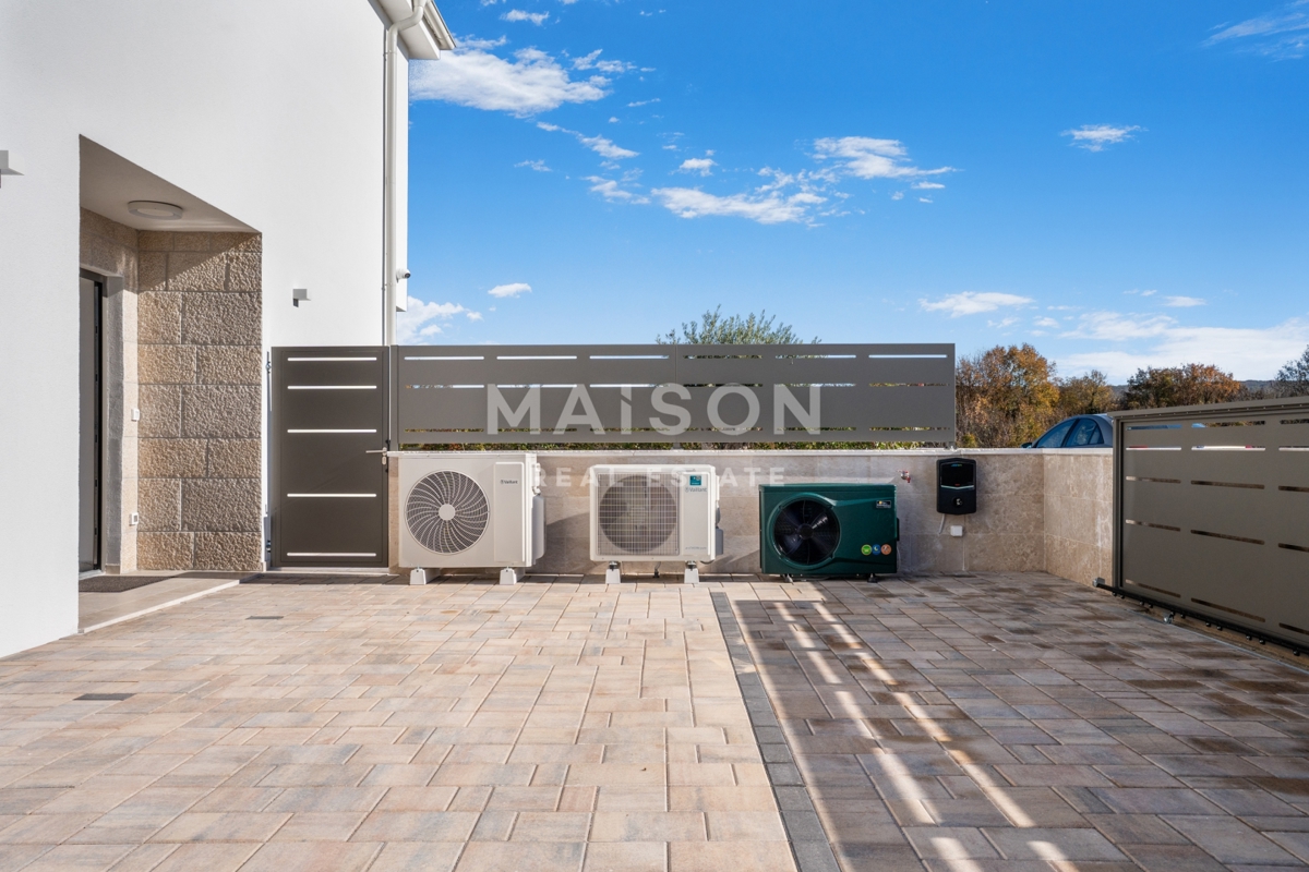 Hiša Malinska, Malinska-Dubašnica, 111m2