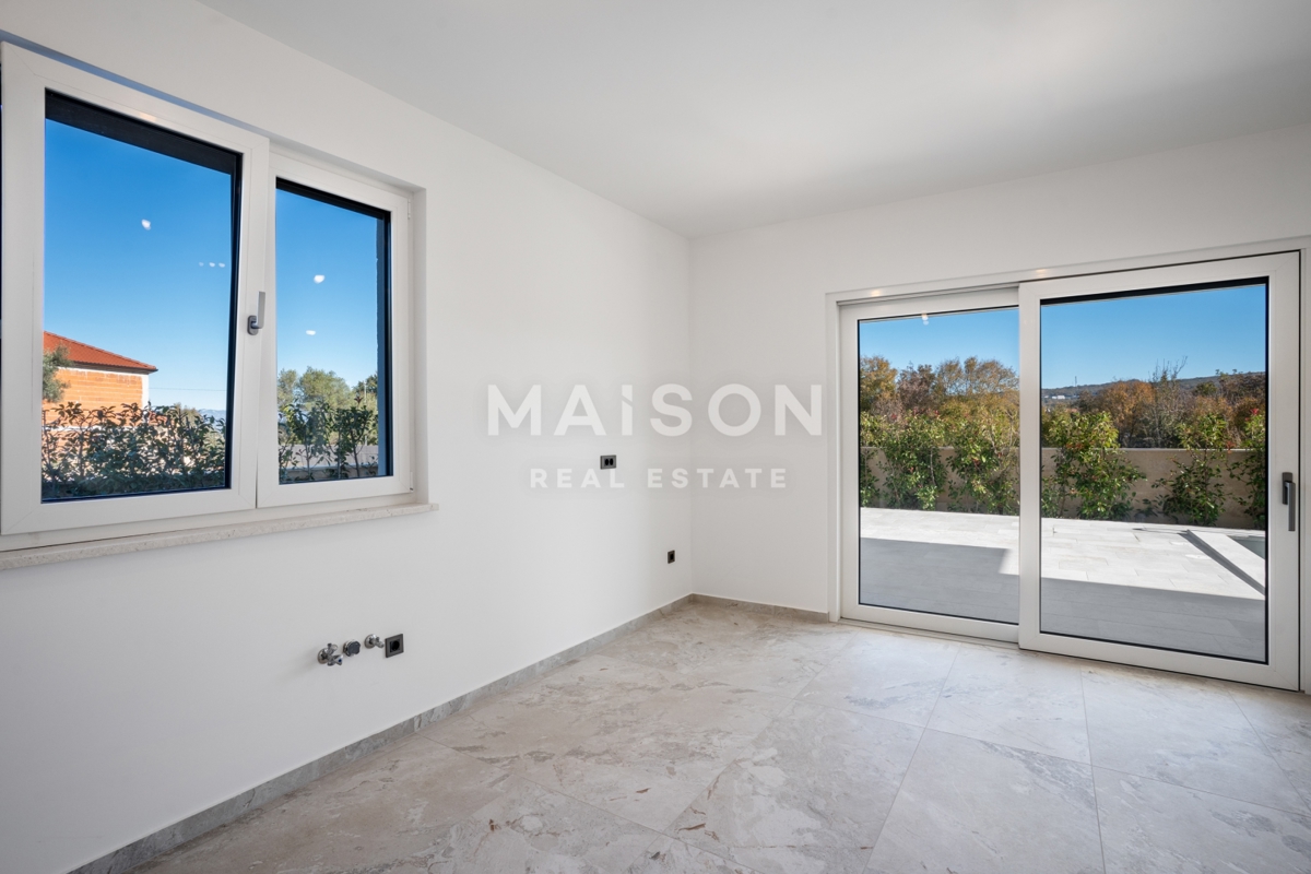 Hiša Malinska, Malinska-Dubašnica, 111m2