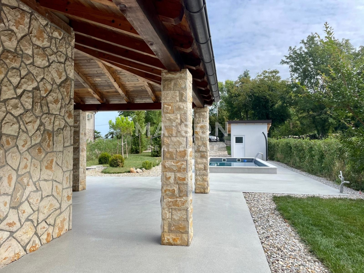 Vila Hlapa, Dobrinj, 250m2