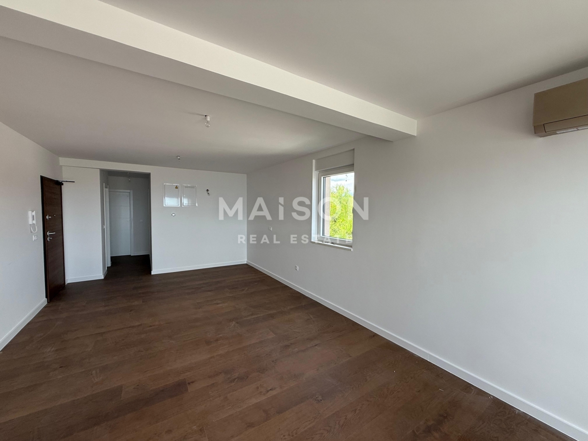 Stanovanje Mandre, Kolan, 85,43m2