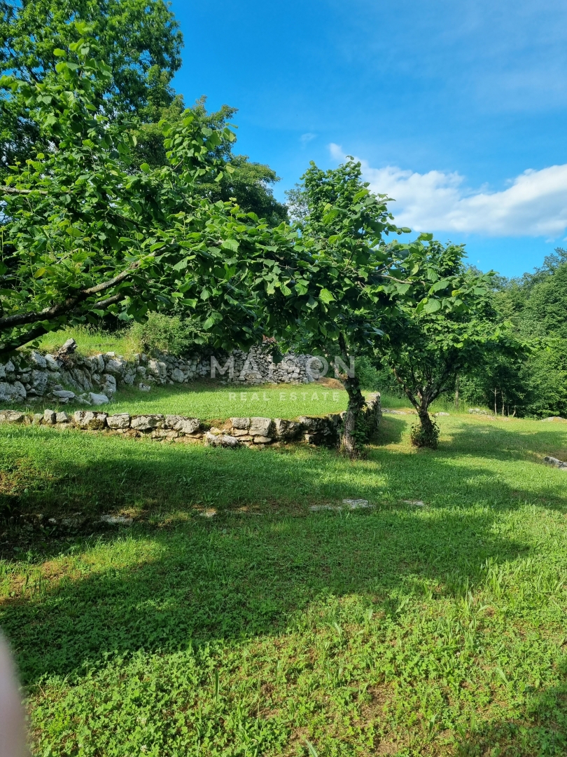 Zemljišče Jurdani, Matulji, 1.100m2