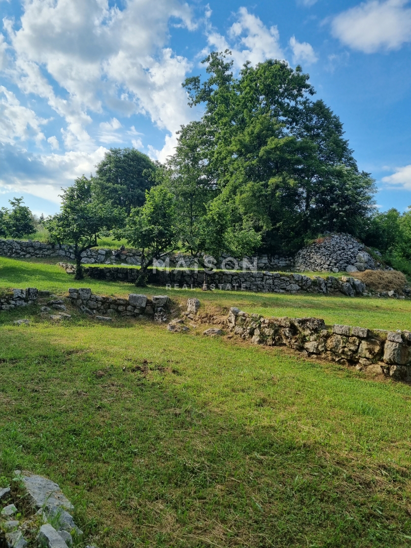 Zemljišče Jurdani, Matulji, 1.100m2