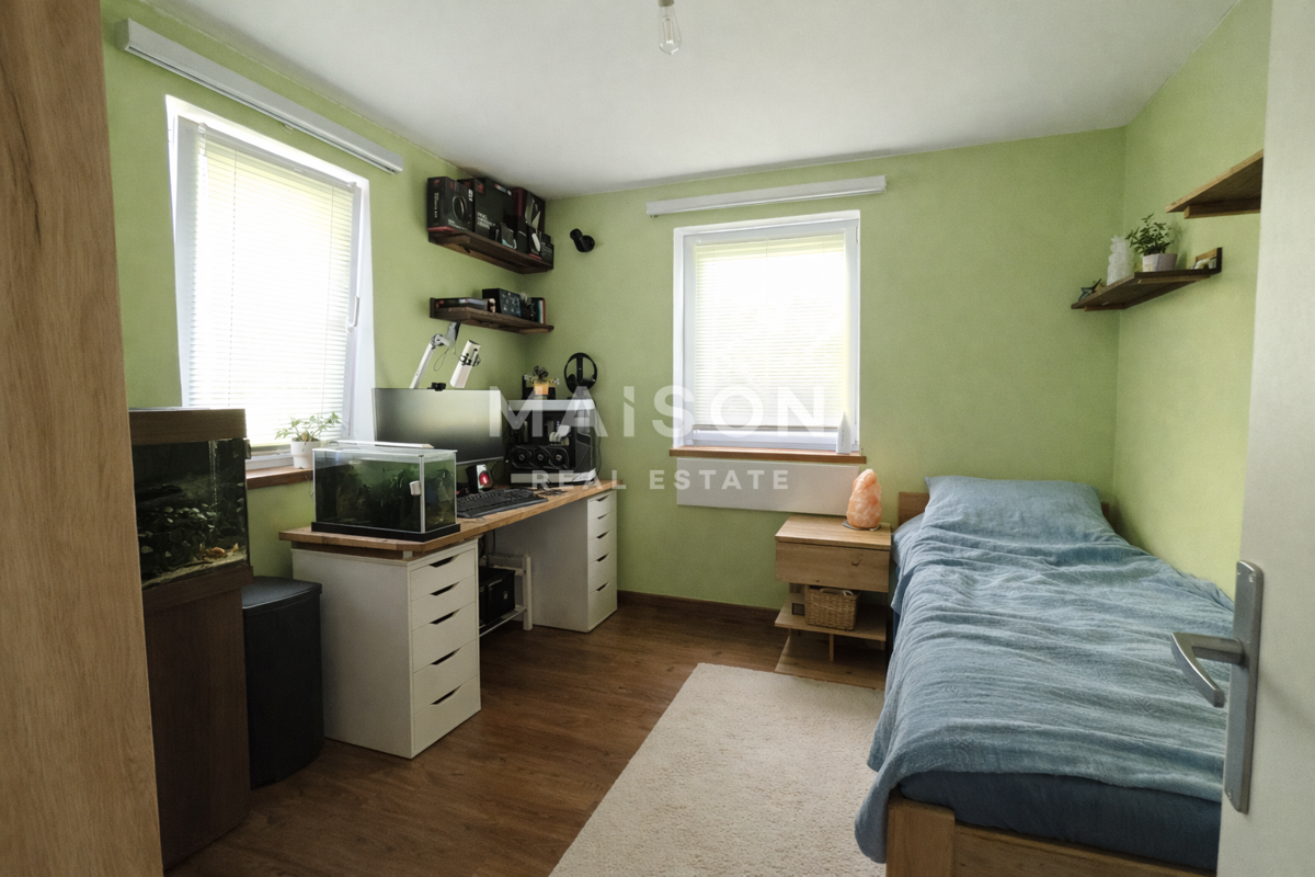 Samostojna hiša na 900 m² z velikim potencialom