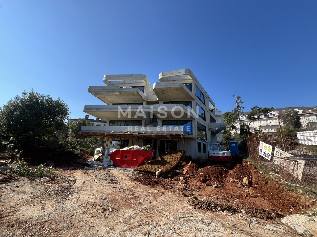 Stanovanje Lovran, 189,60m2