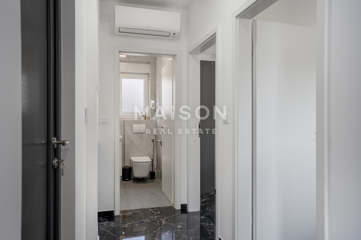 Hiša Oprić, Opatija - Okolica, 296,35m2