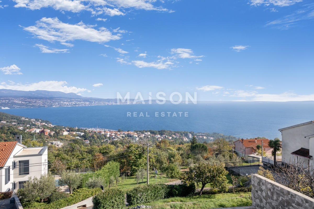 Hiša Oprić, Opatija - Okolica, 296,35m2