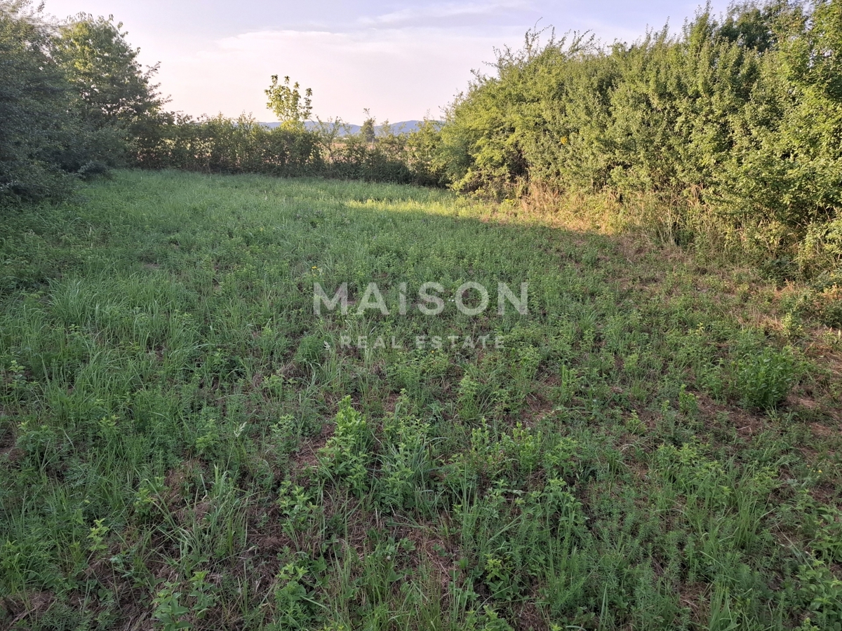 Zemljišče Gornji Stupnik, Stupnik, Gornjostupnićka 25, 3.983m2