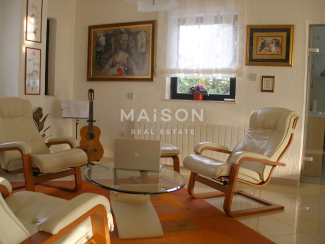 Hiša Malinska, Malinska-Dubašnica, 300m2