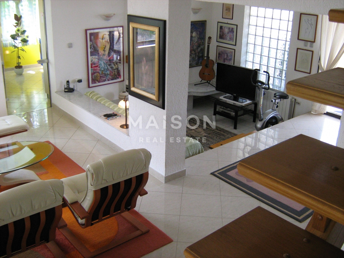 Hiša Malinska, Malinska-Dubašnica, 300m2