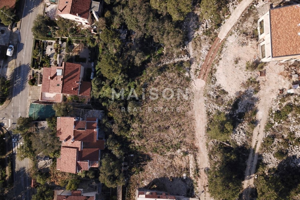 Zemljišče Mali Lošinj, 581m2