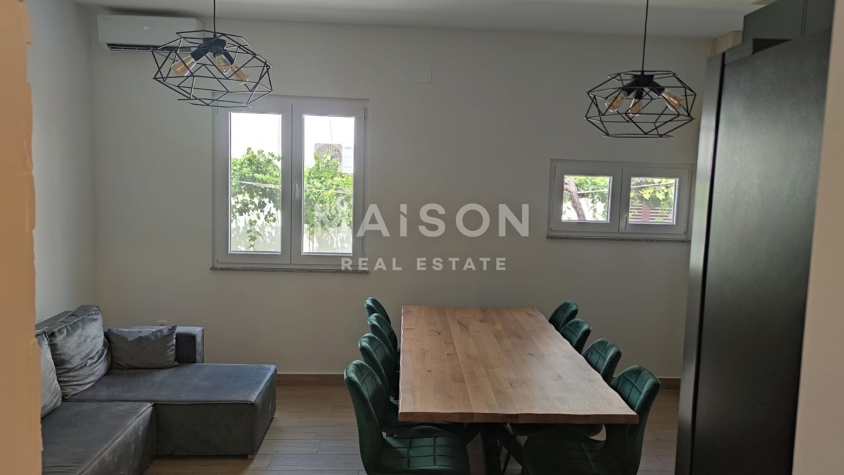 Hiša Seline, Starigrad, 335,58m2