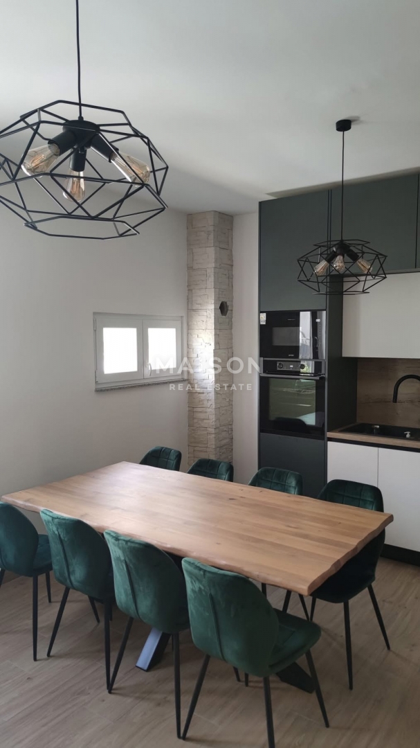 Hiša Seline, Starigrad, 335,58m2