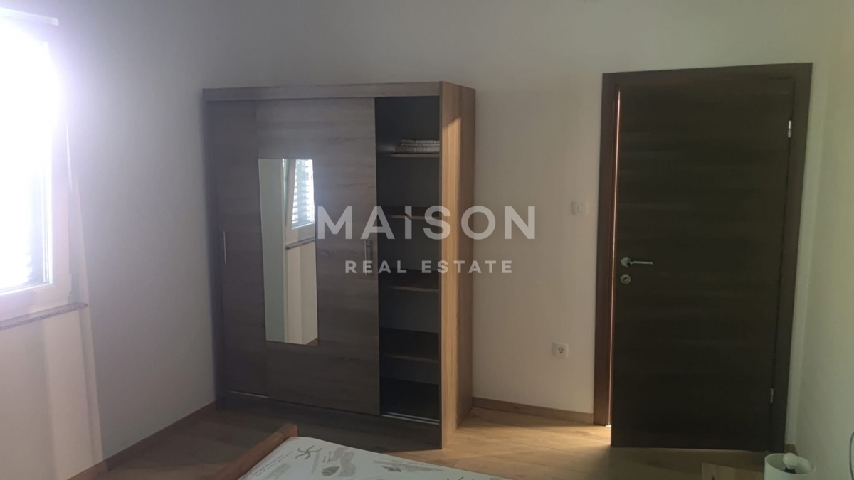 Hiša Seline, Starigrad, 335,58m2