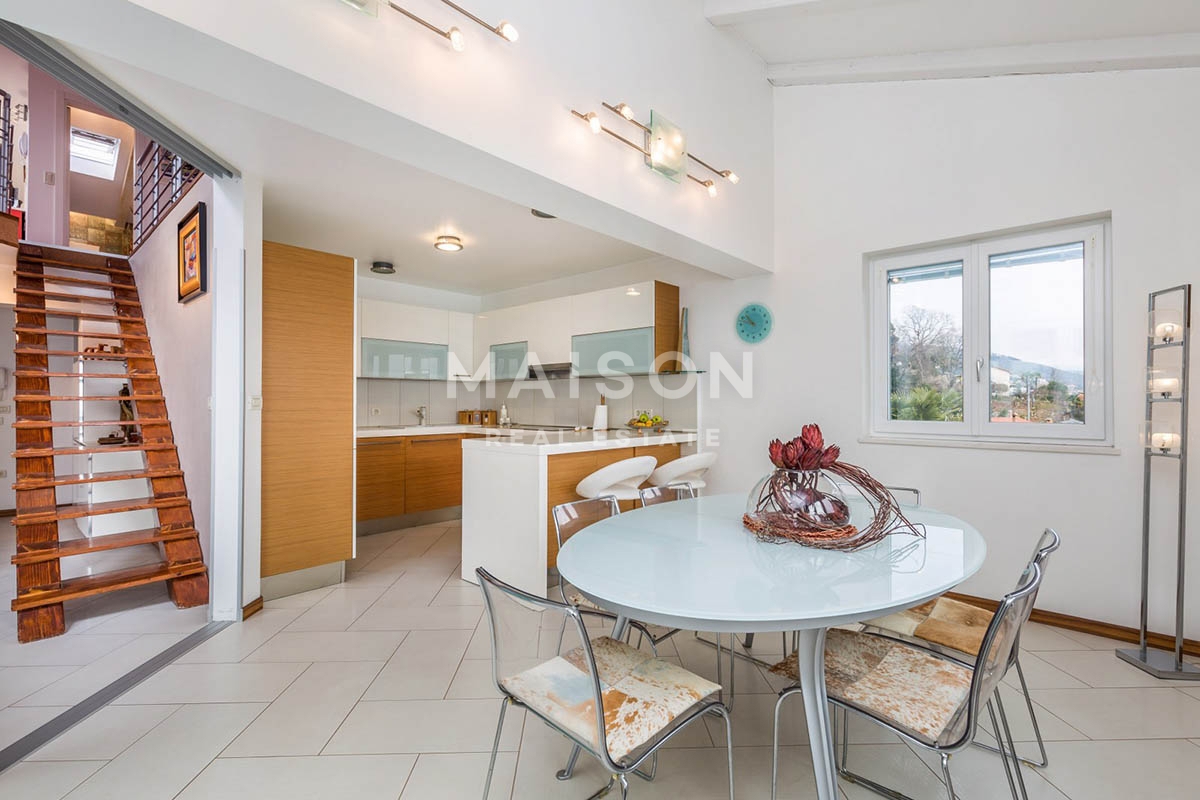 Stanovanje Opatija - Centar, Opatija, 222,20m2