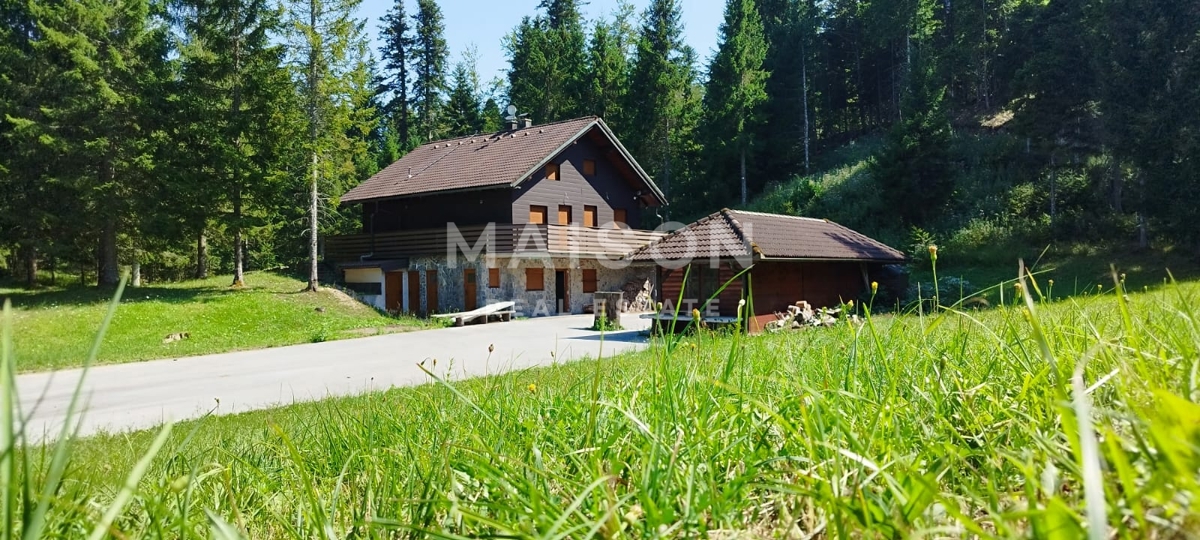 Hiša Ravna Gora, 164,50m2