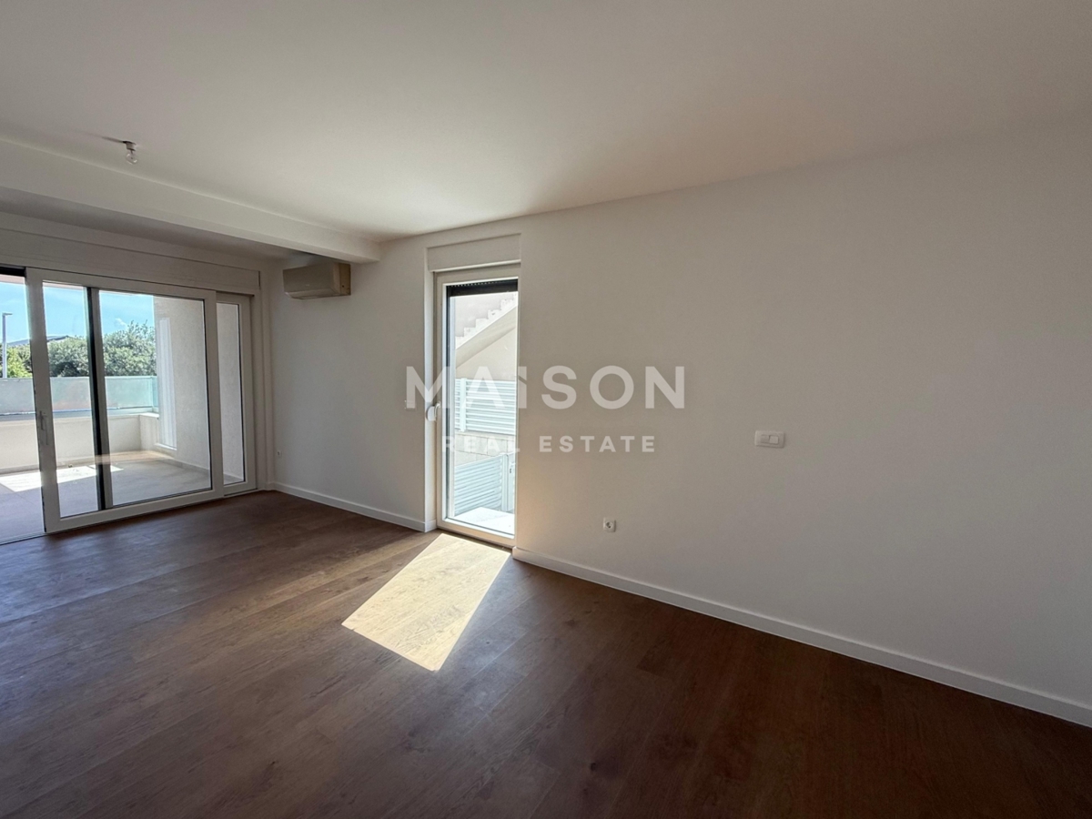 Stanovanje Mandre, Kolan, 87,35m2