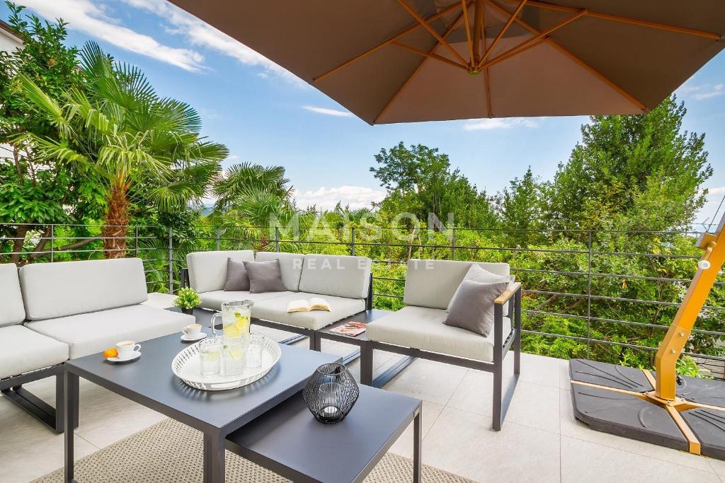 Vila Kosićevo, Opatija, 292,50m2