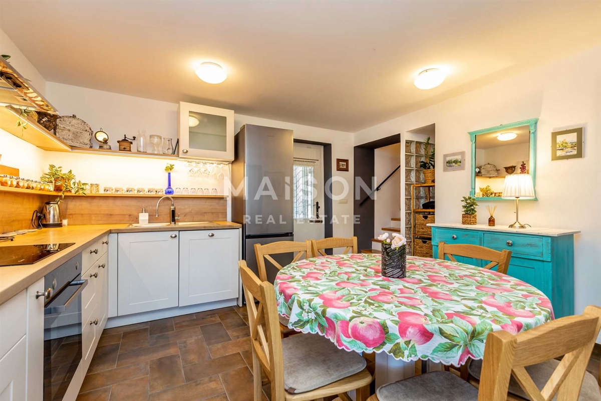 Hiša Malinska, Malinska-Dubašnica, 104m2