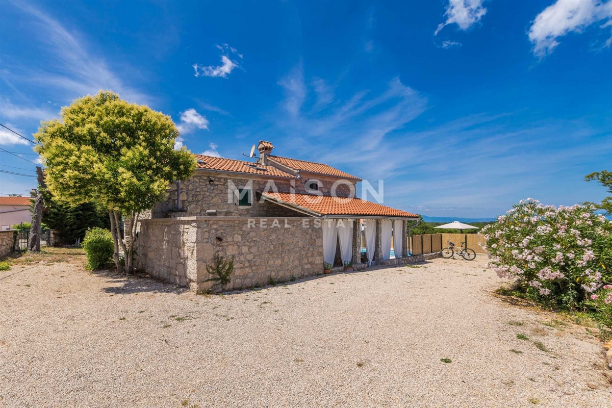 Hiša Malinska, Malinska-Dubašnica, 104m2