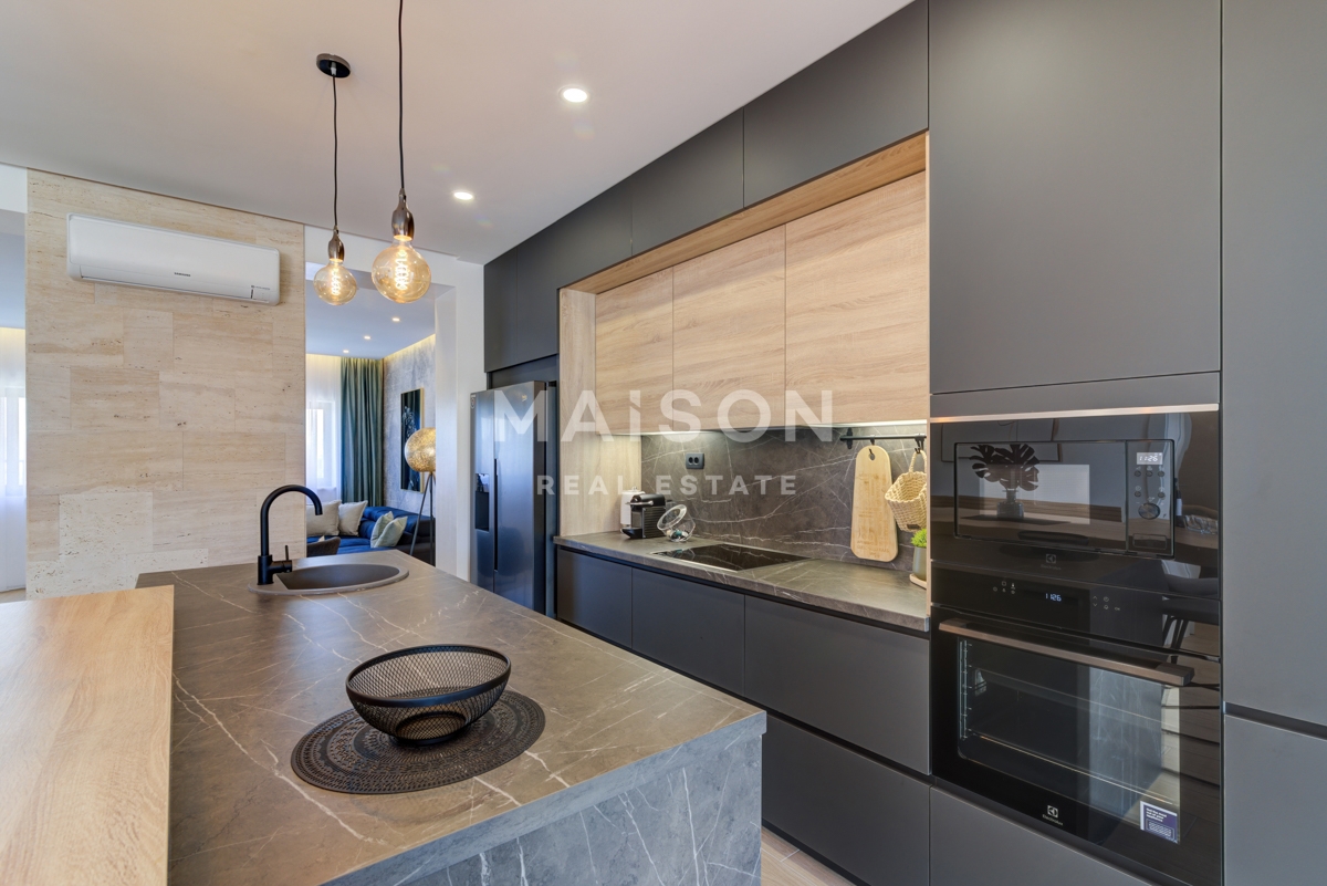 Hiša Novi Vinodolski, 302m2