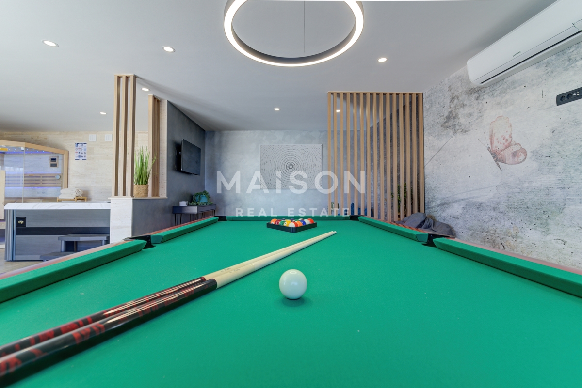 Hiša Novi Vinodolski, 302m2