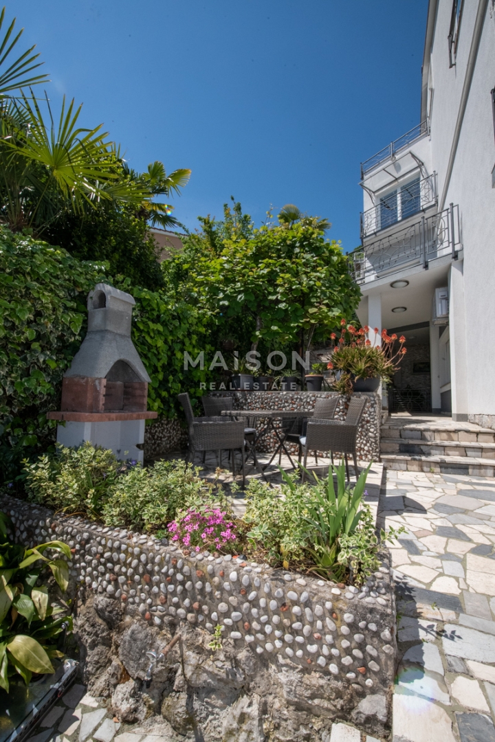 Stanovanje Opatija - Centar, Opatija, 140,08m2