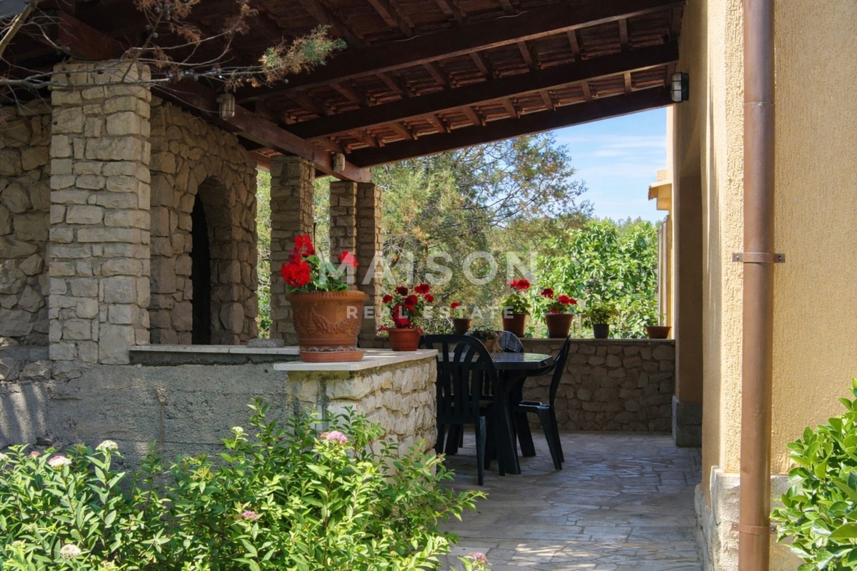 Hiša Mali Lošinj, 310m2