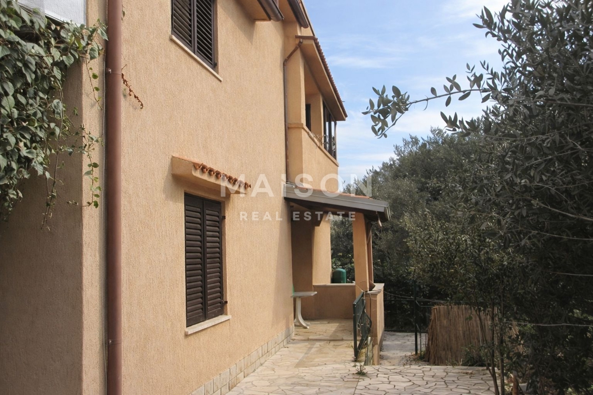 Hiša Mali Lošinj, 310m2