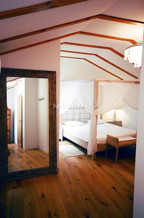 Poslovni prostor Krk, 183,68m2