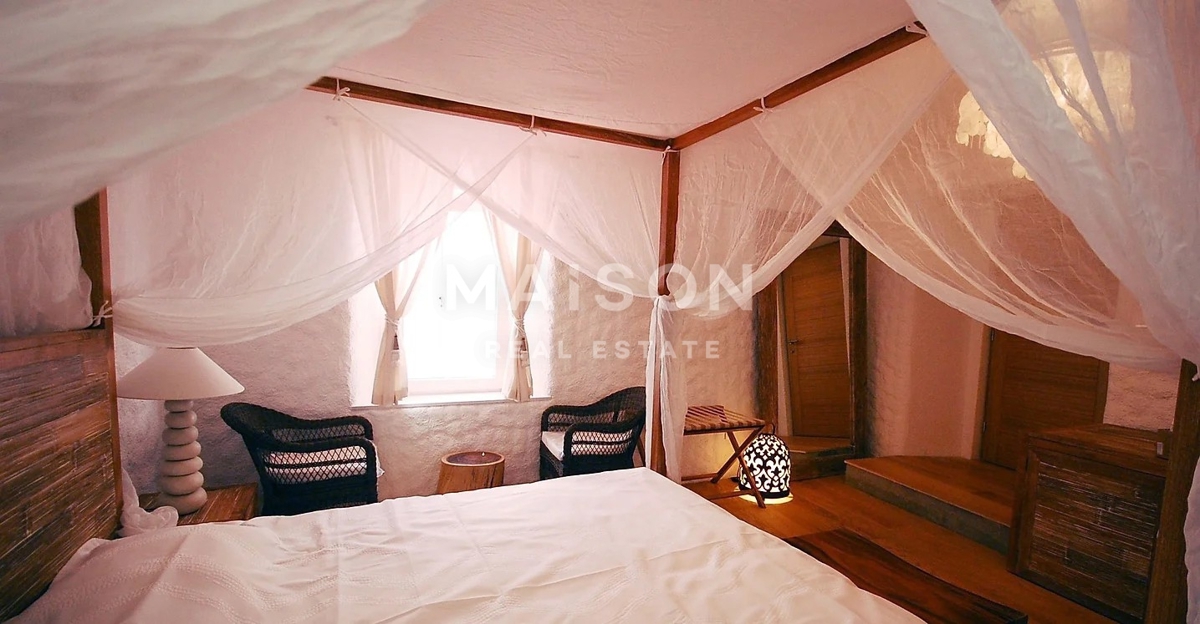 Poslovni prostor Krk, 183,68m2