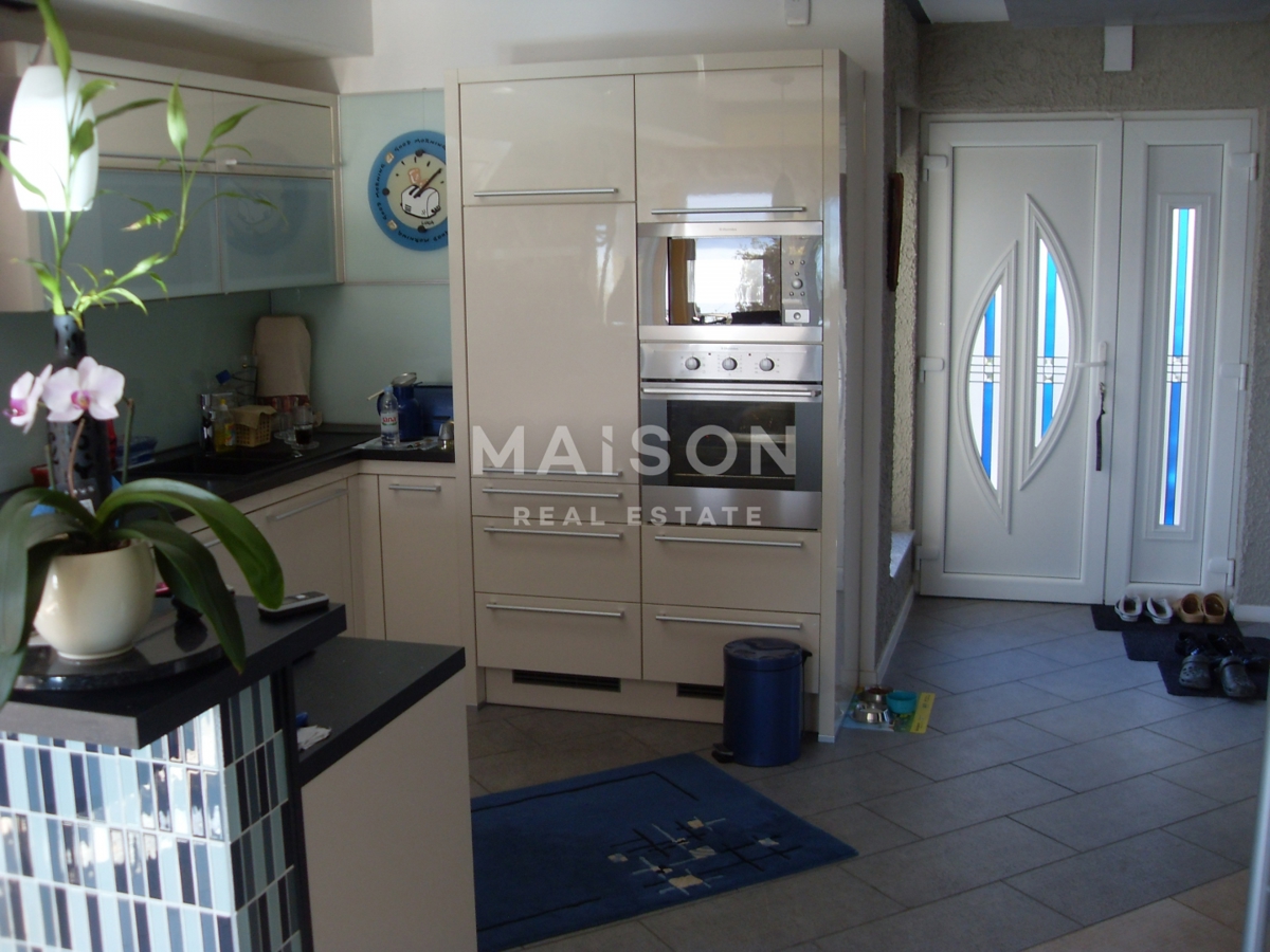 Hiša Novi Vinodolski, 262m2