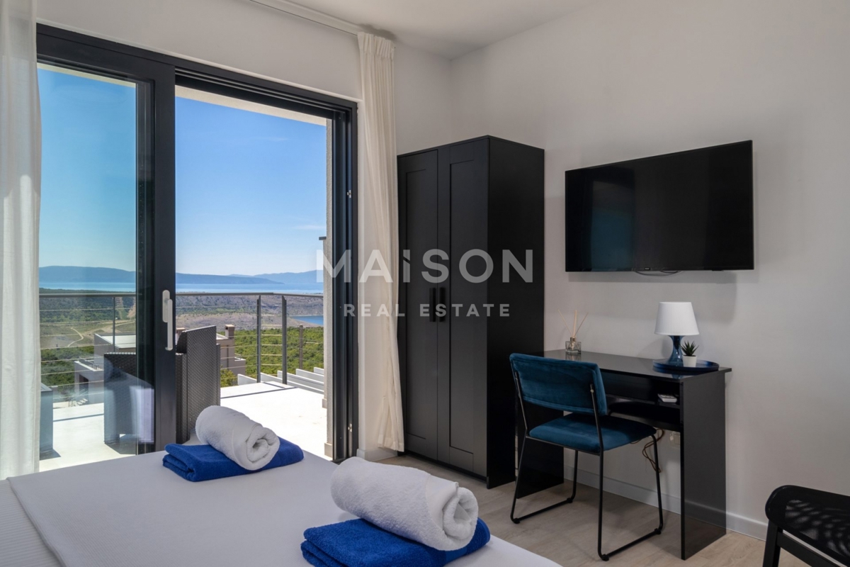 Hiša Šmrika, Kraljevica, 245m2