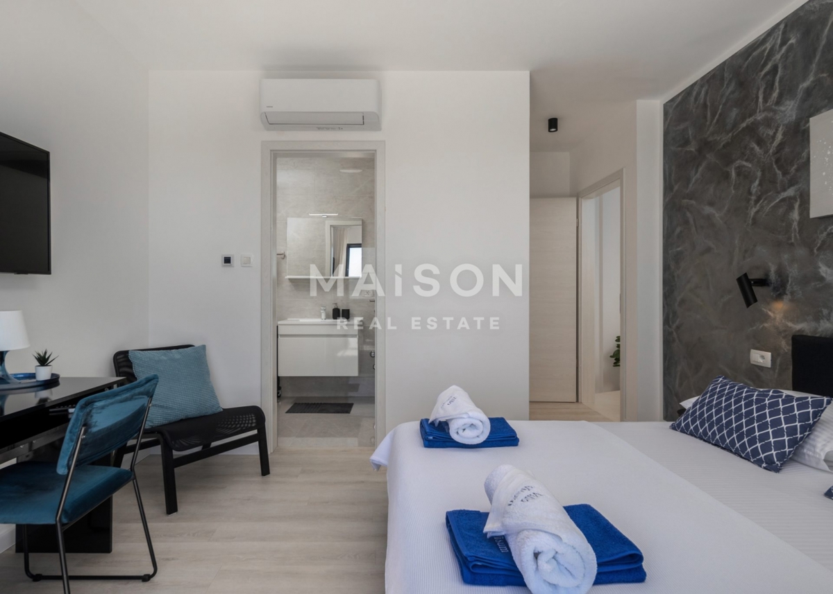 Hiša Šmrika, Kraljevica, 245m2