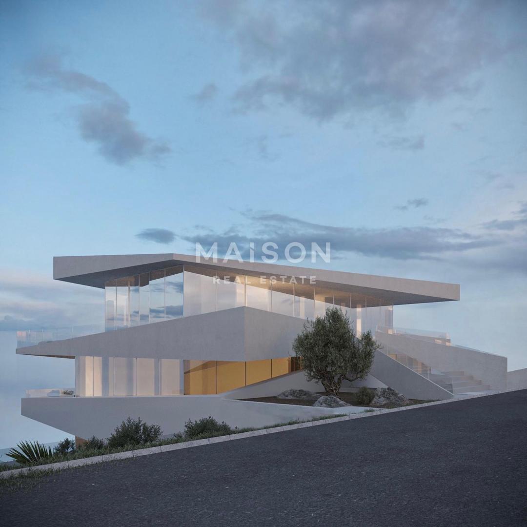 Dizajnerska Vila pri Labinu – Bazen in Panoramski Razgled