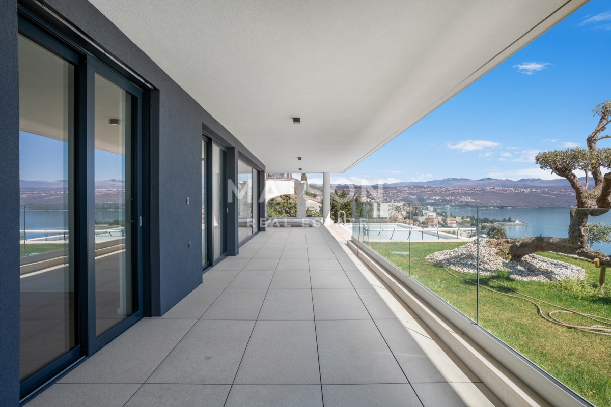 Stanovanje Punta Kolova, Opatija, 251,18m2