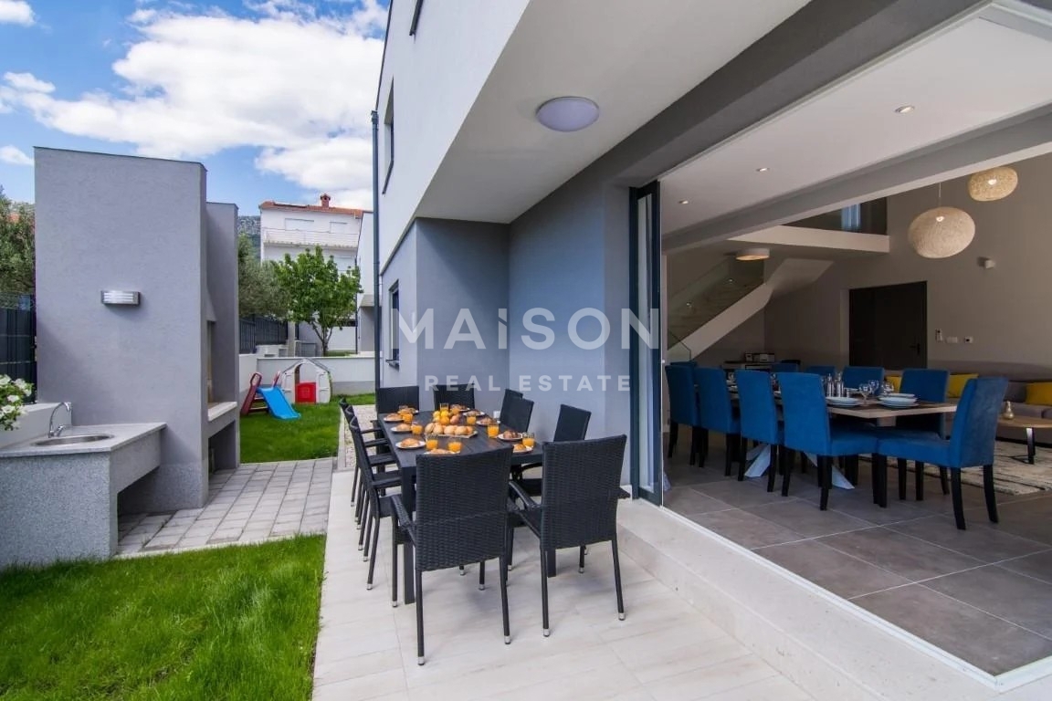 Vila Kaštel Kambelovac, Kaštela, 404m2