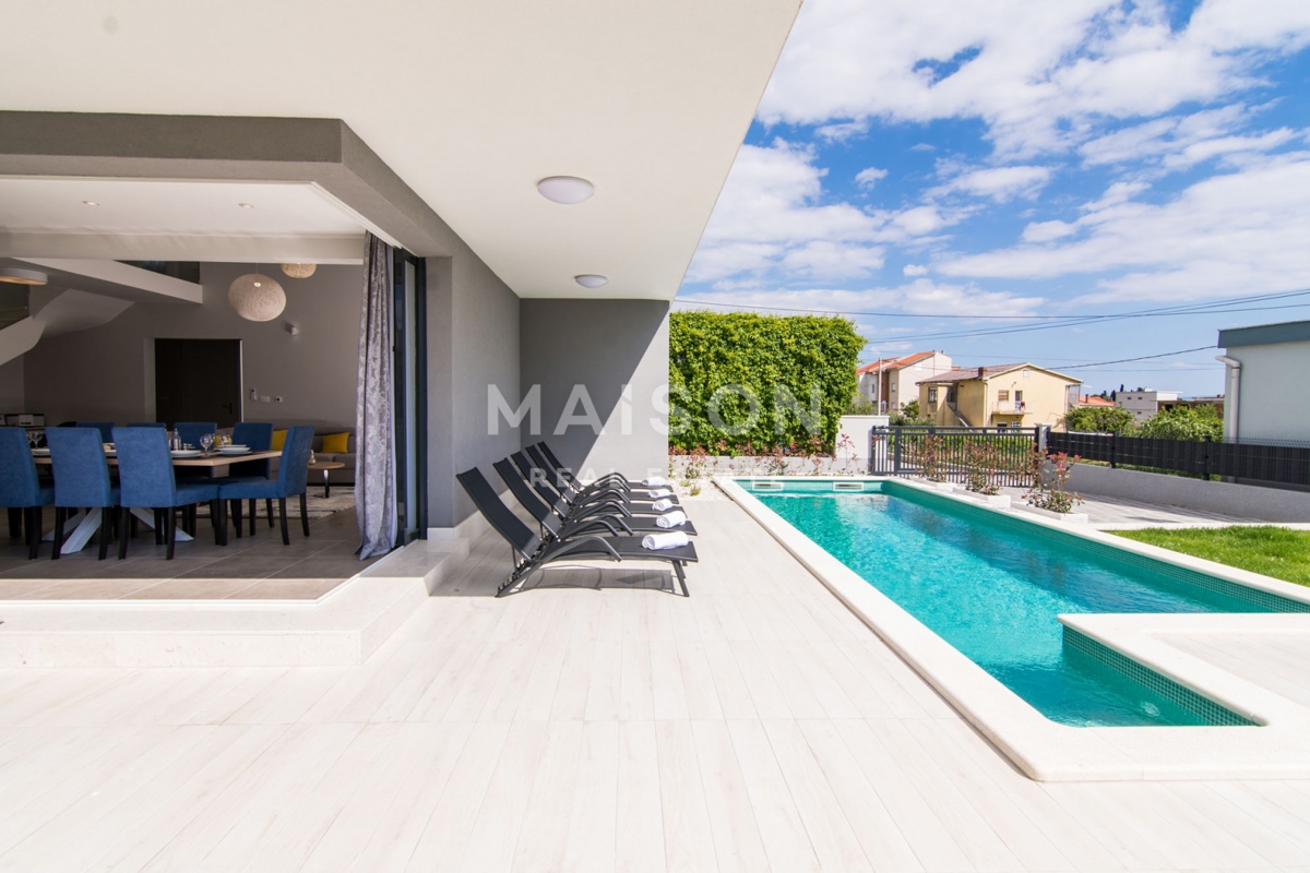 Vila Kaštel Kambelovac, Kaštela, 404m2