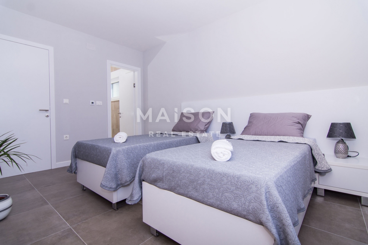 Vila Kaštel Kambelovac, Kaštela, 404m2