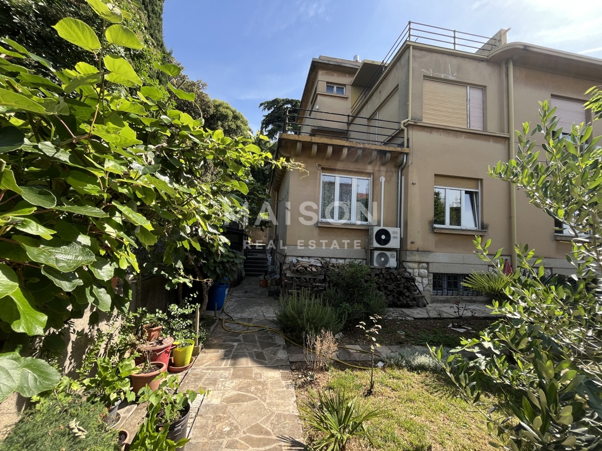 Vila Pećine, Rijeka, 465,78m2