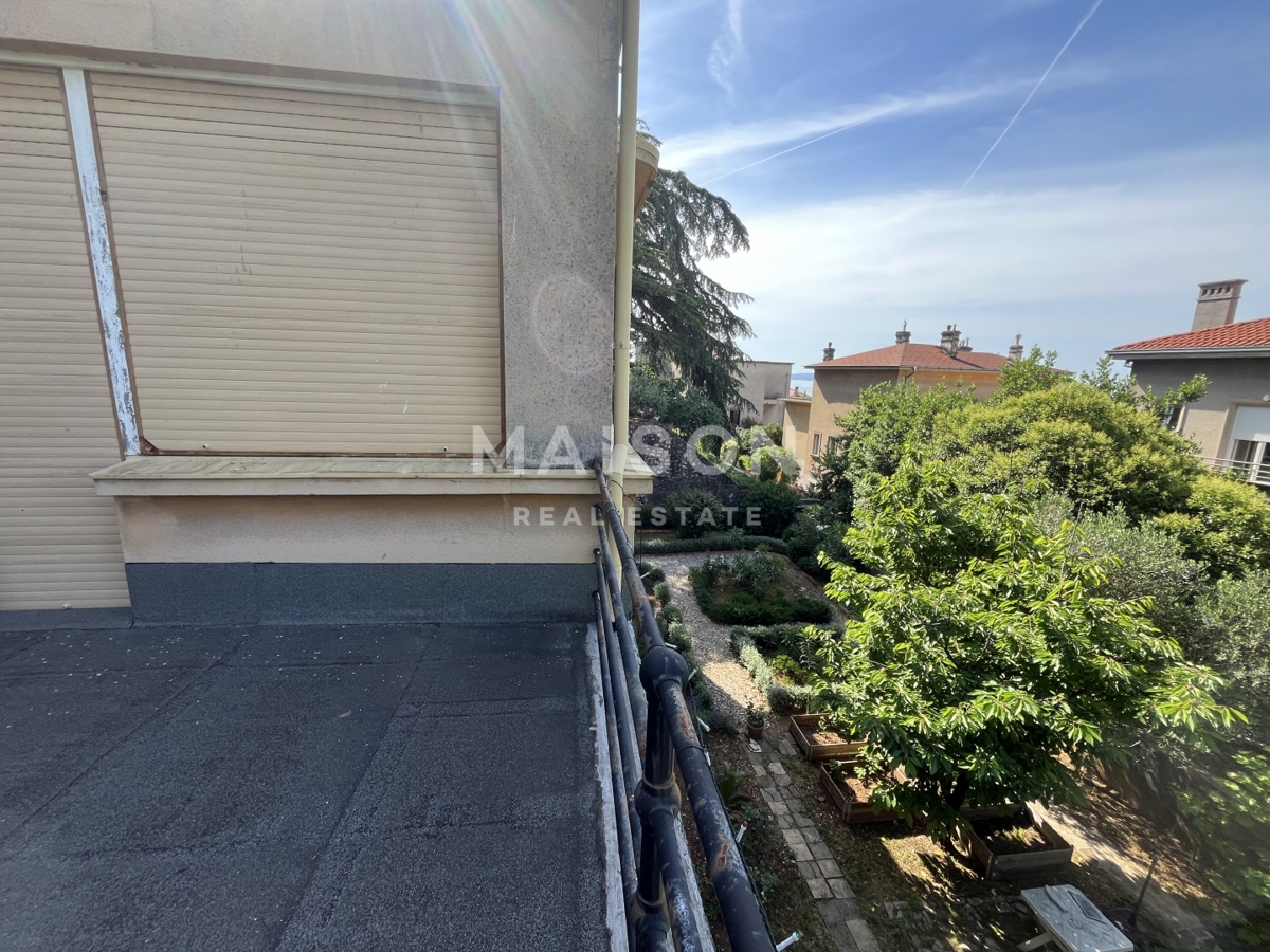 Vila Pećine, Rijeka, 465,78m2