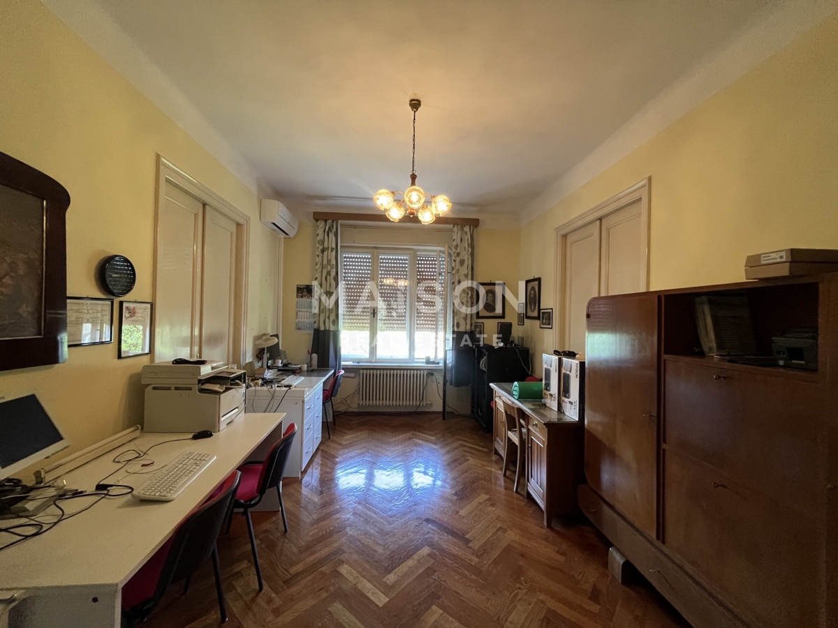 Vila Pećine, Rijeka, 465,78m2