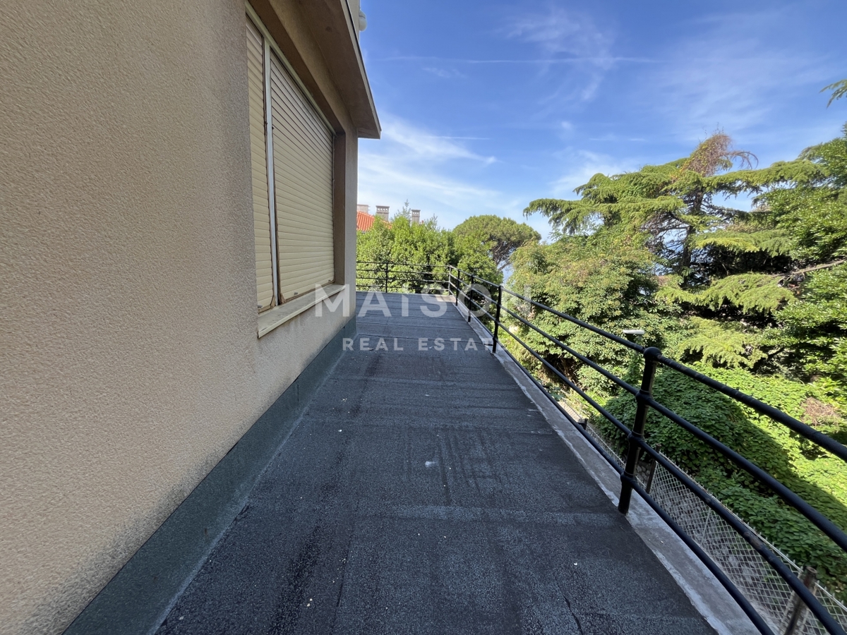 Vila Pećine, Rijeka, 465,78m2