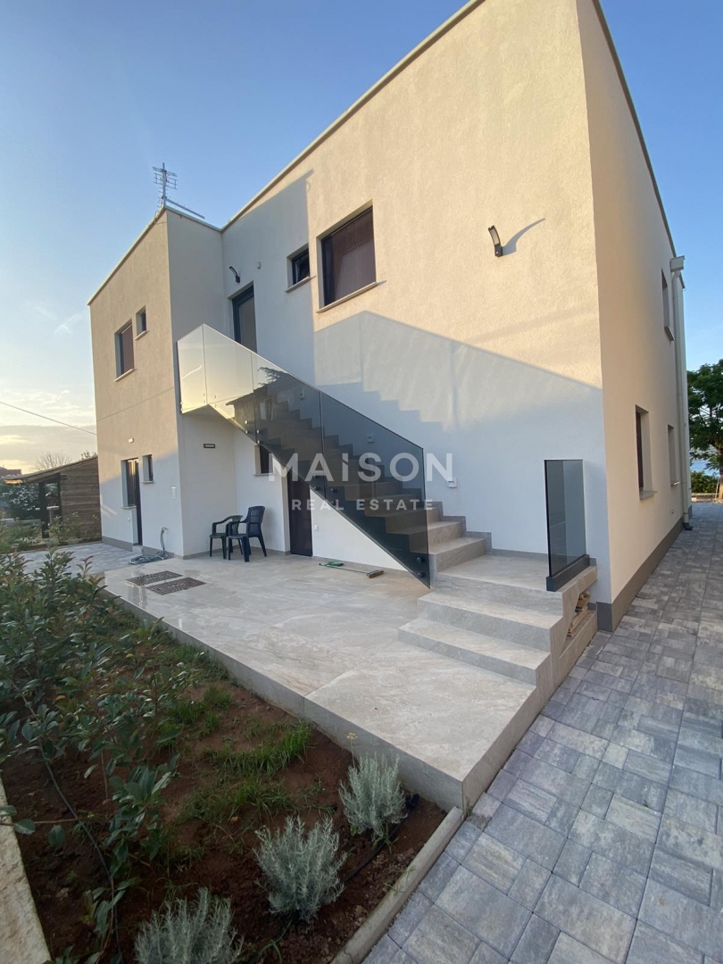 Hiša Neviđane, Pašman, 188m2