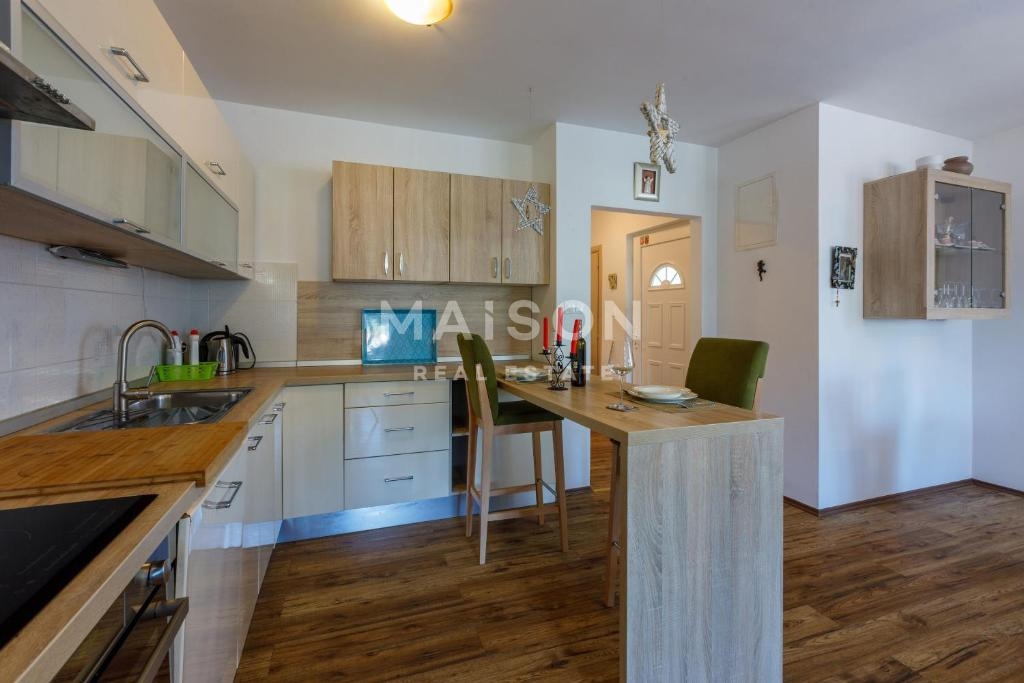 Stanovanje Novi Vinodolski, 81,19m2