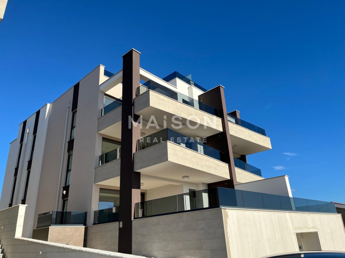 Apartma S5, Šimuni – luksuz in mediteranski mir otoka Paga