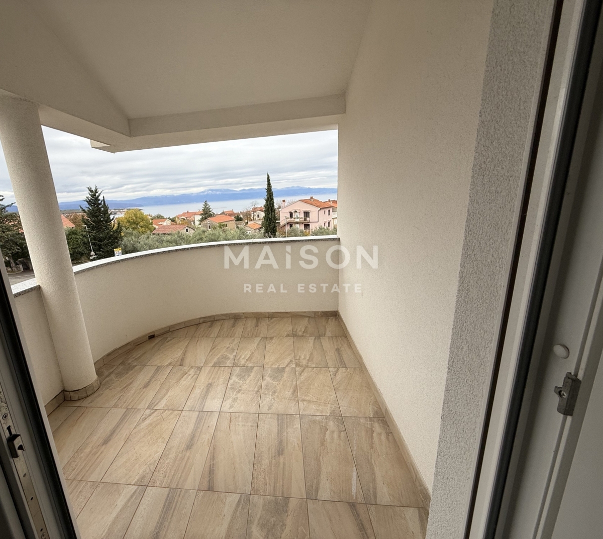 Stanovanje Malinska, Malinska-Dubašnica, 86,50m2