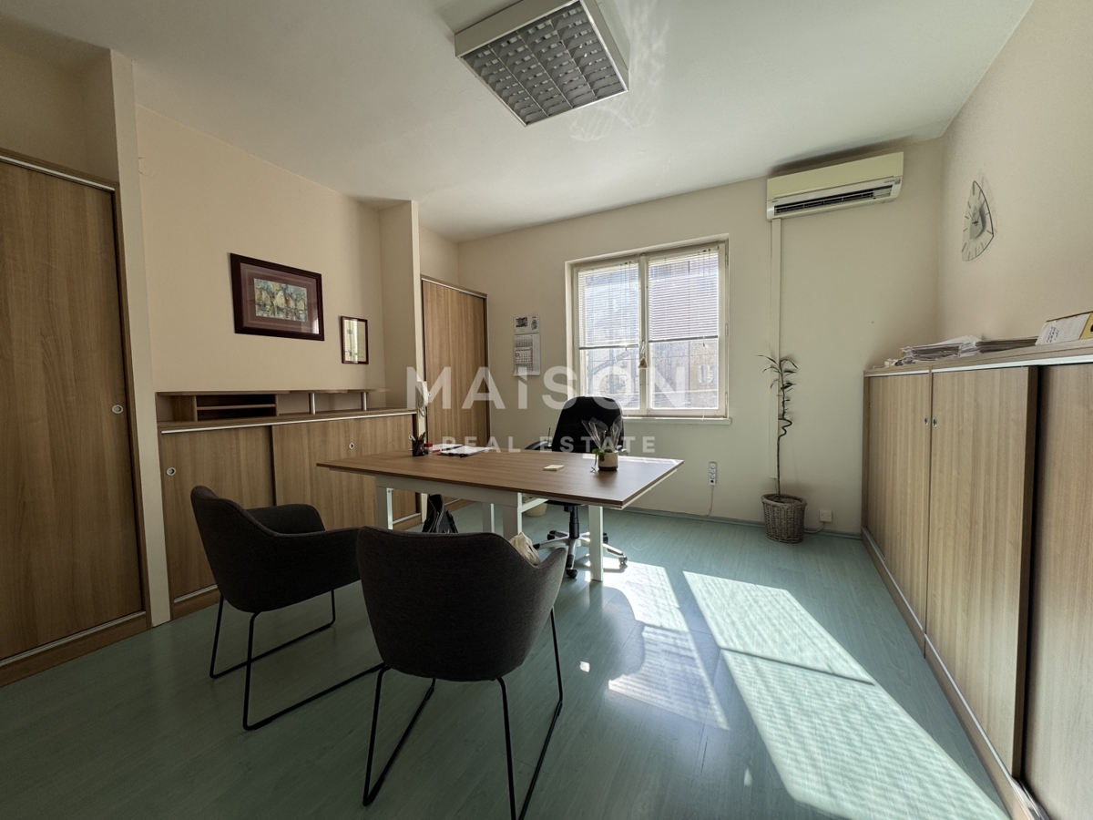 Poslovni prostor Centar, Rijeka, 42,98m2