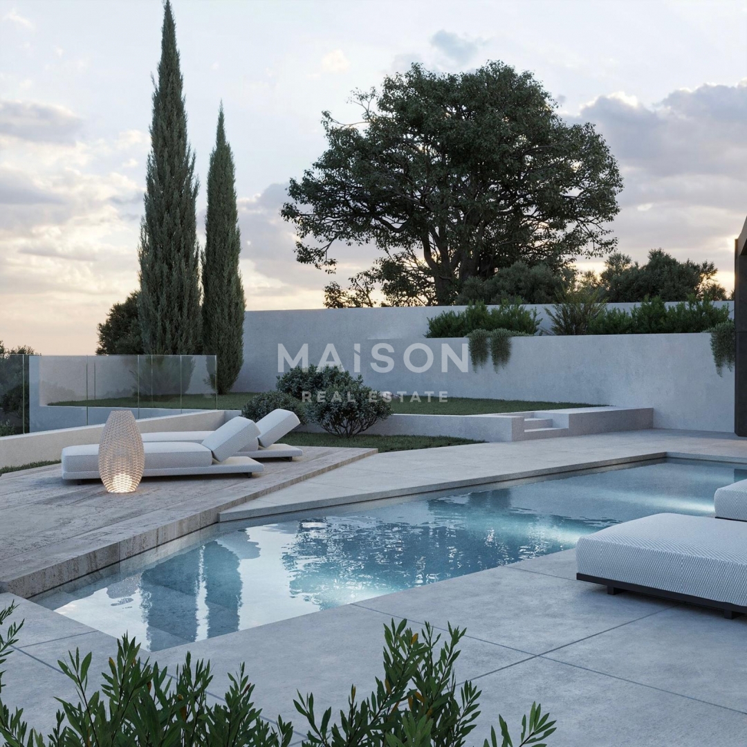 Unikatna Vila v Pićanu – Novogradnja z Bazenom