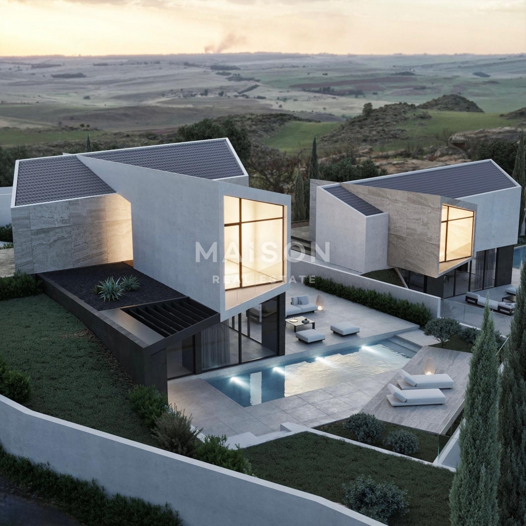 Unikatna Vila v Pićanu – Novogradnja z Bazenom